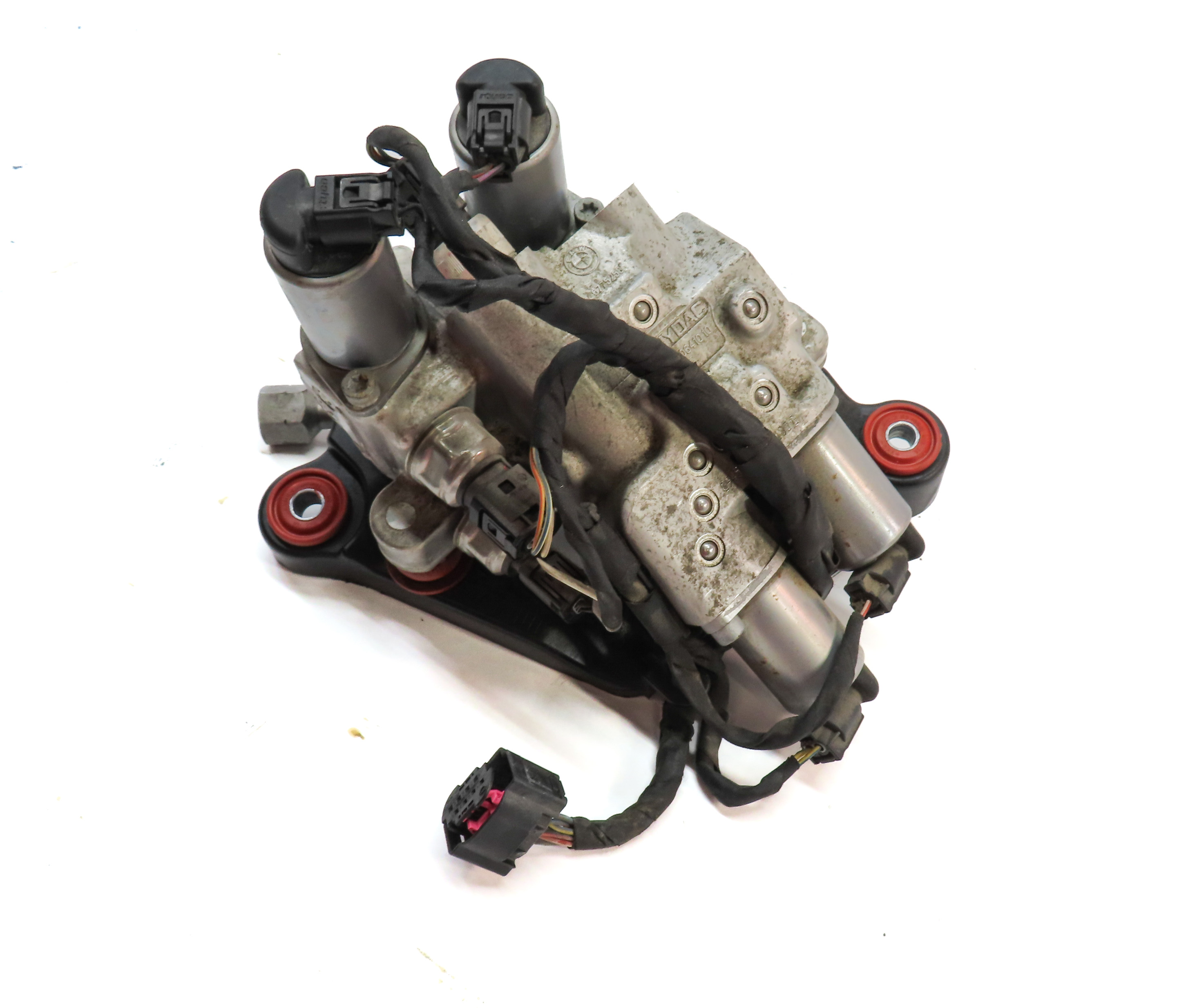 2011 BMW 750I 750LI (F01 F02) 4.4L N63 DYNAMIC DRIVE SUSPENSION VALVE BLOCK — exact item pictured